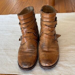 Frye Veronica Tan Leather Ankle Boots